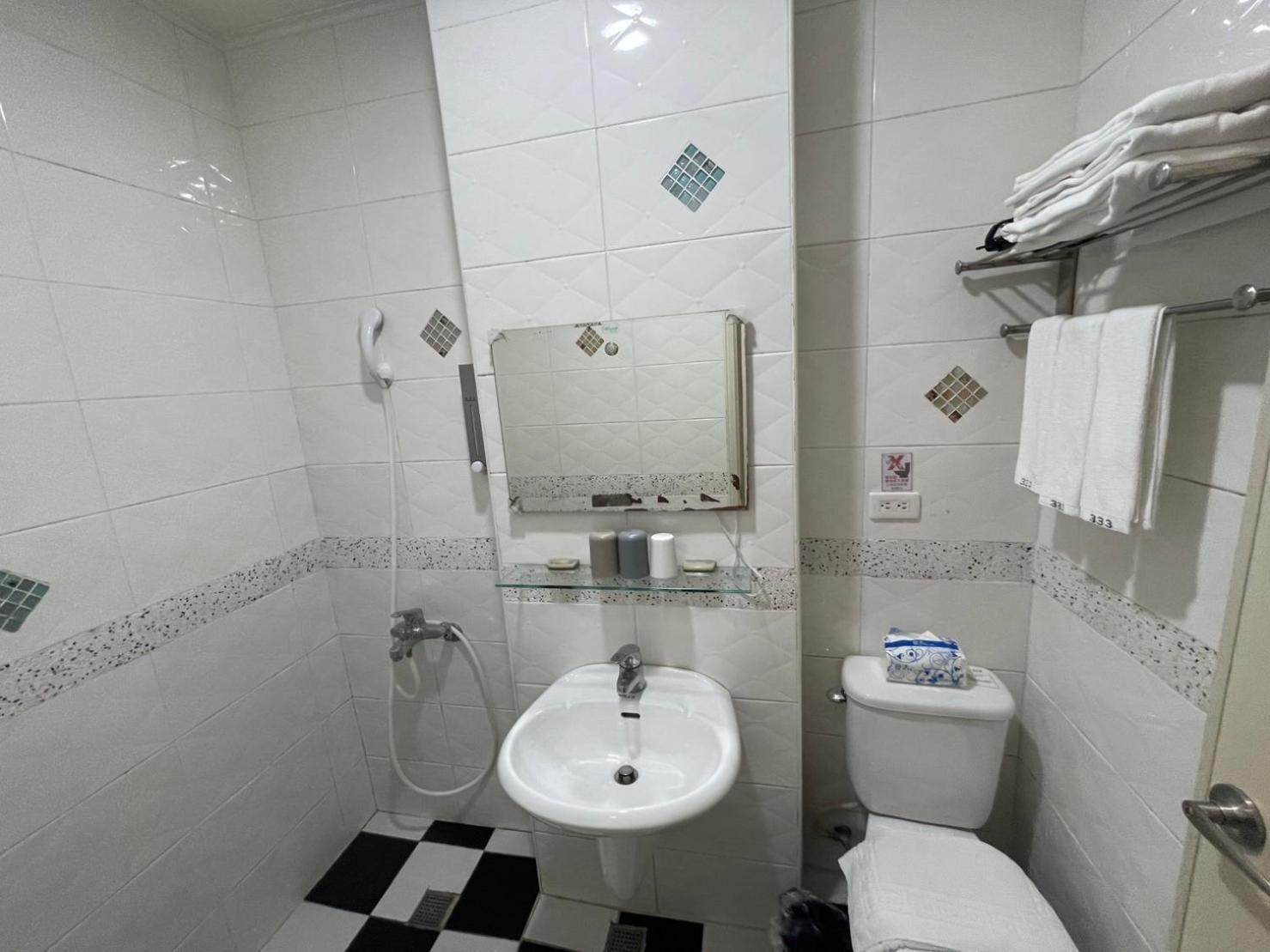 הואליין סיטי 萩閣民宿sara'S House走路可到夜市近市區好停車 מראה חיצוני תמונה